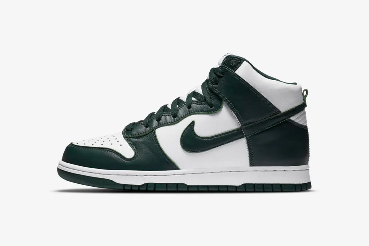 Michigan state dunks high clearance